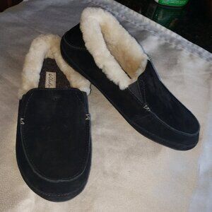 OLUKAI Ku'una Lanui Genuine Shearling Slippers Sz 8